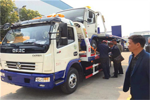 长治汽车道路救援拖车价格
